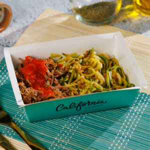 Spaghetti de Abobrinha com Ragu de Mignon